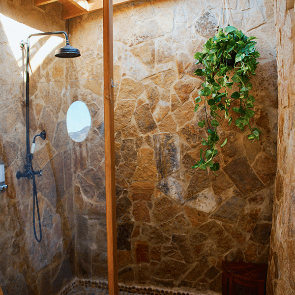 agata-villa-bathroom