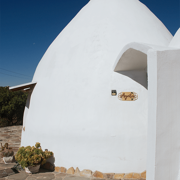 agata-villa-entrance